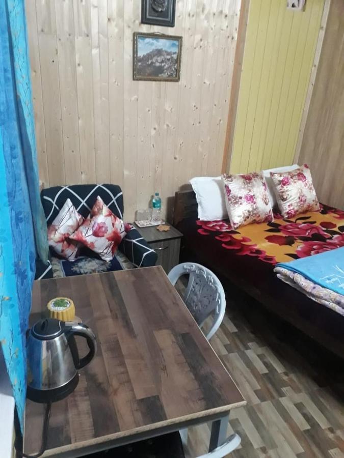 Smriya Homestay Дарджилинг Экстерьер фото