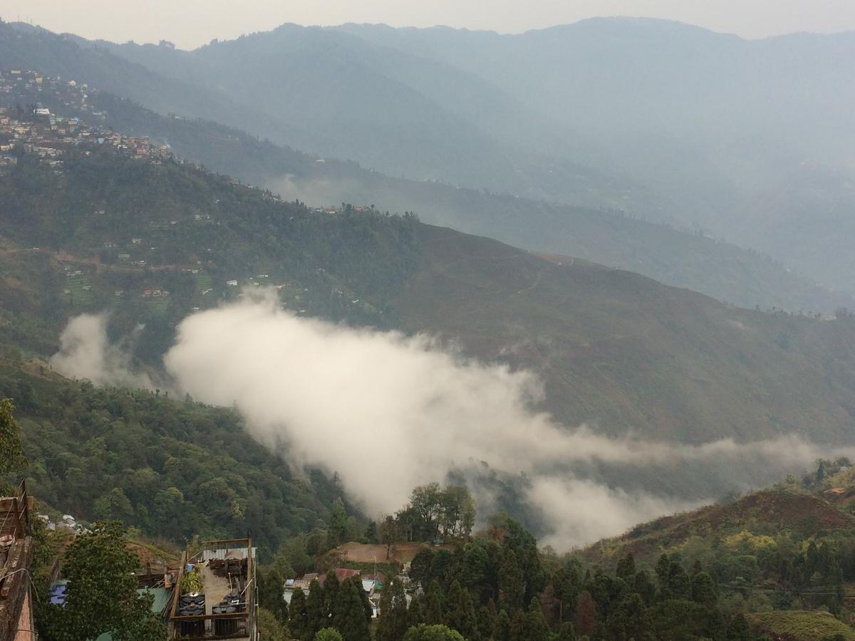 Smriya Homestay Дарджилинг Экстерьер фото